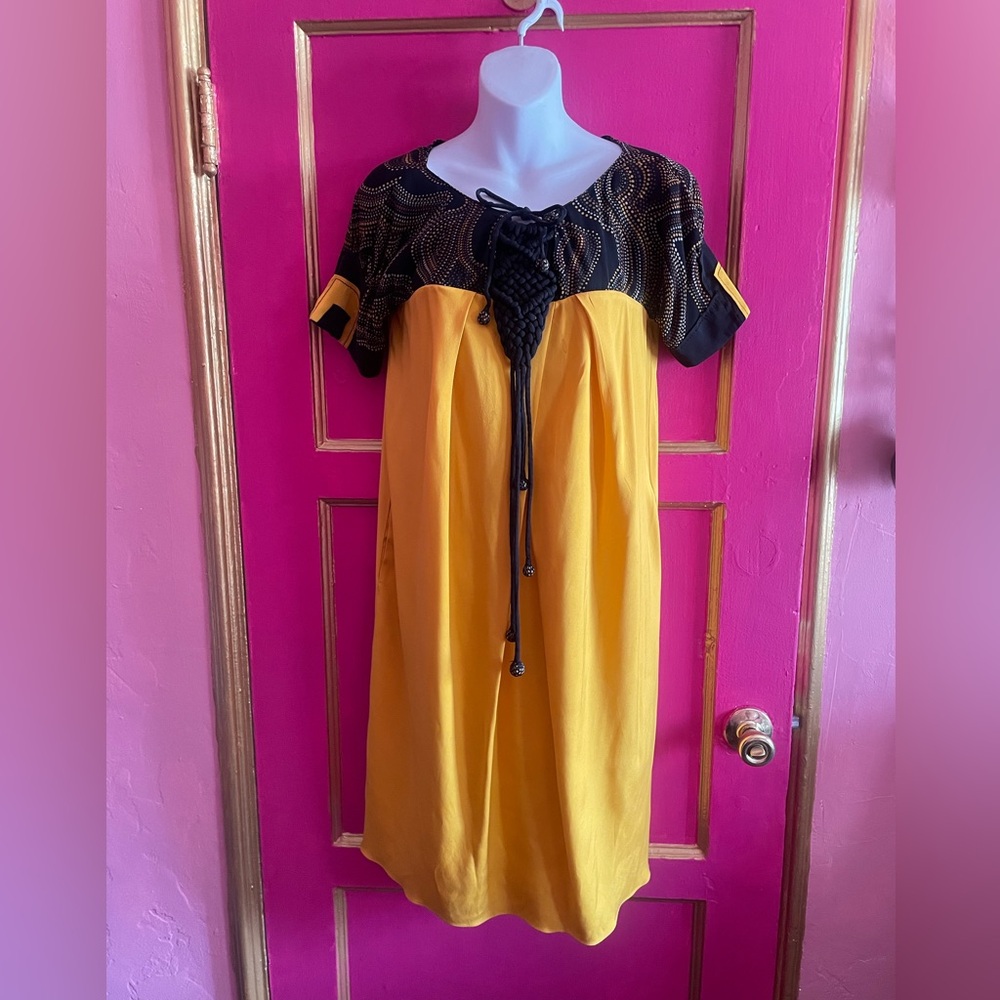 Vintage Ungaro Fuchsia yellow & black silk dress with macrame knot  size 10